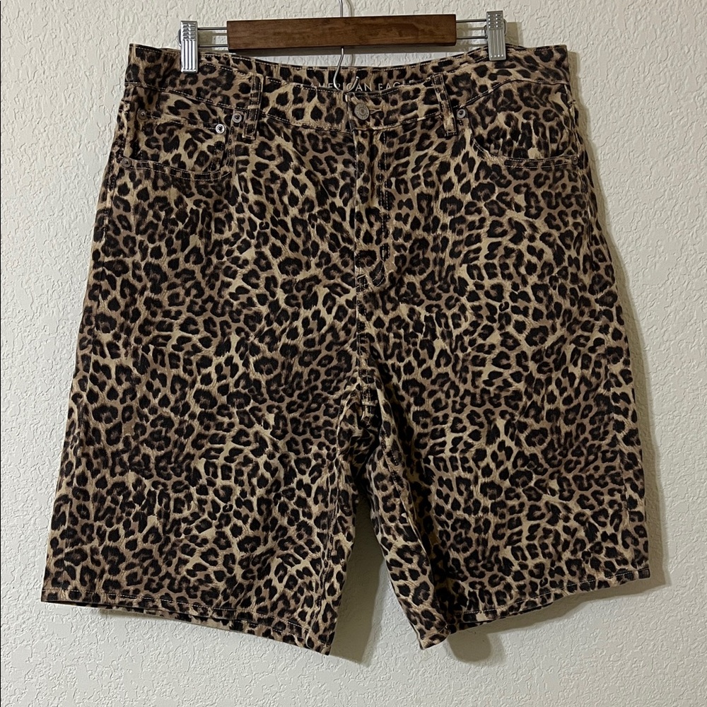 American Eagle Leopard Print Jort Denim Jean Shorts Women’s 14 - Picture 2 of 6